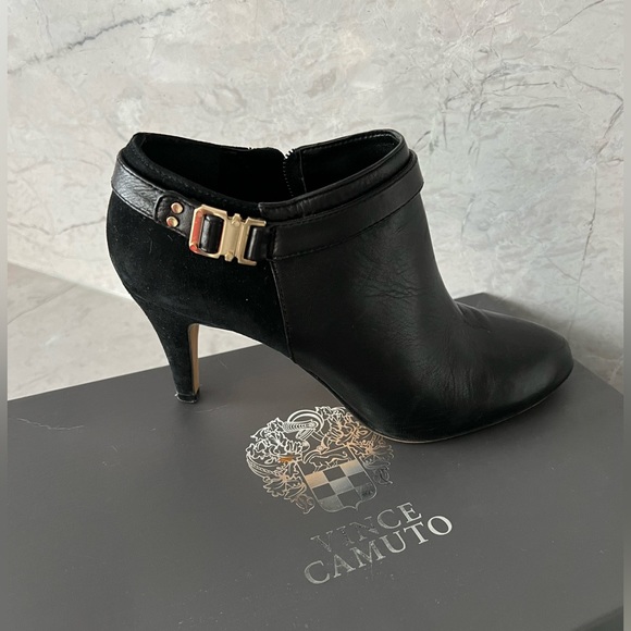 Vince Camuto heels - Picture 1 of 5